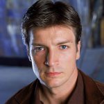 Nathan Fillion como Malcolm Reynolds em Firefly