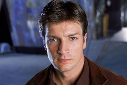 Nathan Fillion como Malcolm Reynolds em Firefly