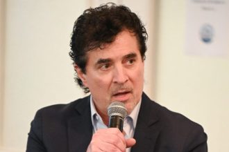 IA em Discursos de Formatura: O Futuro dos Jovens? - inteligência artificial