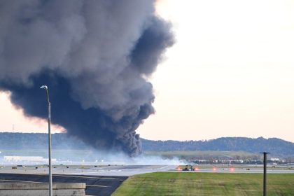 IA Recria Vozes de Pilotos Mortos: Impacto e Controvérsia - inteligência artificial