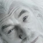 Imagem do personagem Gandalf em um cenário da Terra-média