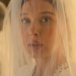 Millie Bobby Brown como Enola Holmes no trailer de Enola Holmes 3