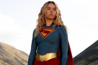 Supergirl em ação no novo filme da DC