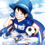 Luffy em um chapéu azul ao lado da equipe Samurai Blue