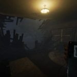 Imagem do jogo Phasmophobia mostrando caçadores de fantasmas em ação.
