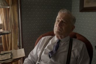 Capa do filme O Homem que Sussurra com Robert De Niro