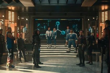 Pôster de Vingadores: Doutor Destino com diversos heróis da Marvel
