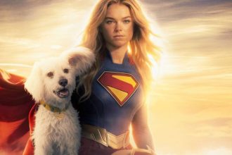 Supergirl em cena do filme