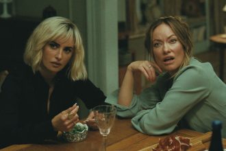 Cenas do filme O Convite com Seth Rogen e Olivia Wilde