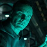 Michael Fassbender em cena da nova série de Alien