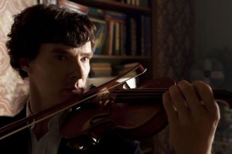 Benedict Cumberbatch como Sherlock Holmes