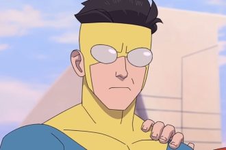 To Be Hero X e Invincible: duas abordagens do heroísmo