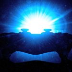 Controle DualSense Azul Icon para PS5 em destaque