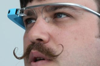 Google Glass: O Mito da Violência e a Verdade Revelada - Google Glass