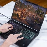 MSI Crosshair 16: O Laptop Gamer Econômico de 2026 - MSI Crosshair 16