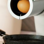 E.G.O.R.: O Robô de $400 que Revoluciona o Preparo de Ovos - robô de cozinha