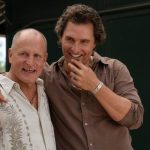 Por que ‘Brothers’ Falha Mesmo com McConaughey e Harrelson? - Brothers