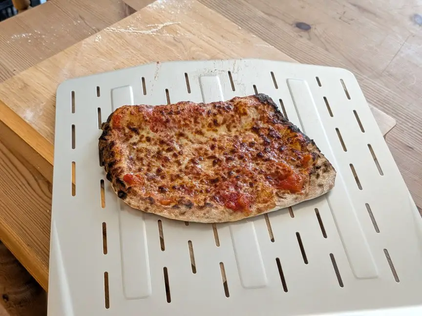 Espátula Deslizante para Pizza: Revolução ou Risco na Cozinha? 63 geeklando.com.br