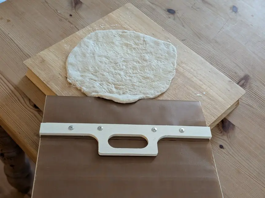 Espátula Deslizante para Pizza: Revolução ou Risco na Cozinha? 59 geeklando.com.br