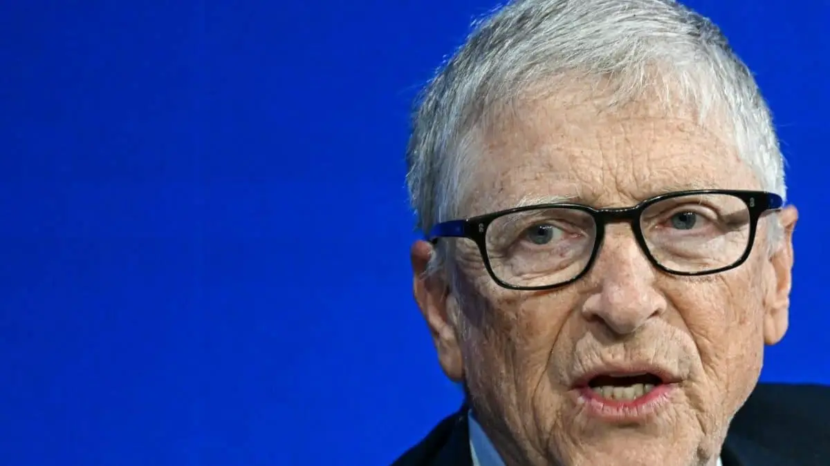 Bill Gates: Riscos da IA Exigem Ação Política Urgente - regulamentação da inteligência artificial