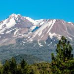 Aventureiros Resgatados Após Planejamento com IA no Monte Shasta - resgate Monte Shasta