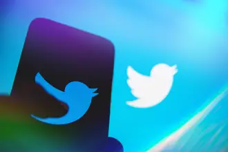 X Corp. mantém ‘Twitter’ enquanto Bluebird avança com ‘Tweet’ - X Corp.