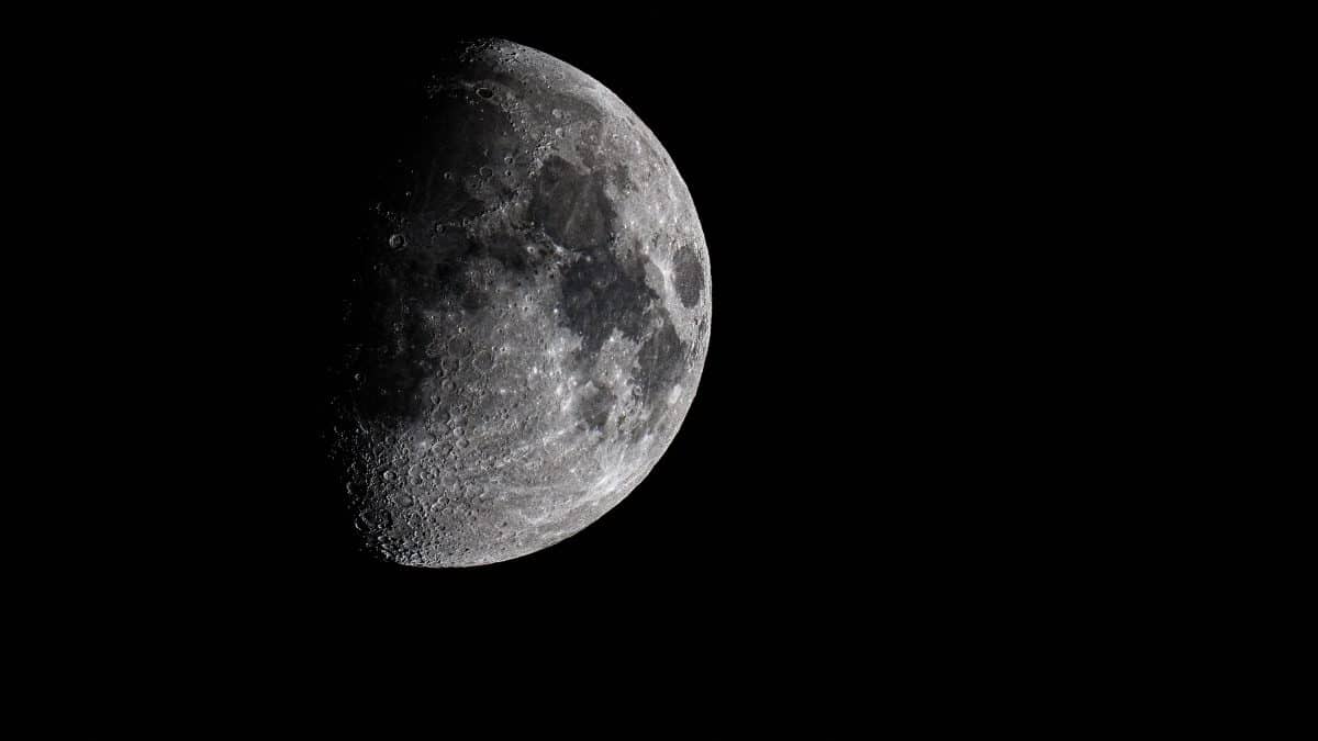 Comercialização Lunar: Desafios e Implicações Legais - comercialização da lua
